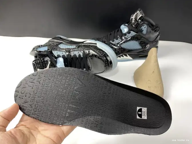 Rep Onekick 5 Doernbecher Jordan Retro AIR 633068-010 0404